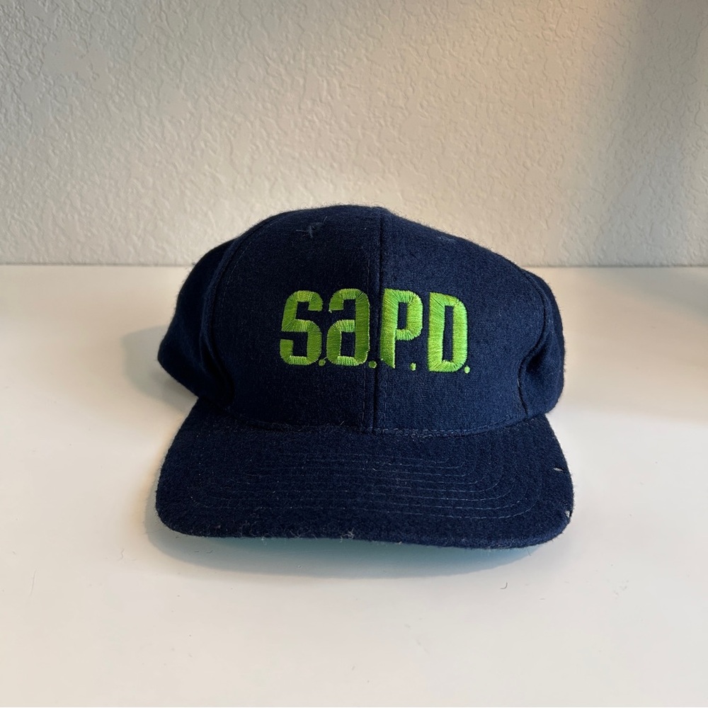 Vintage Mohrs • Demolition Man - Felt Movie/ Promo Hat - SAPD